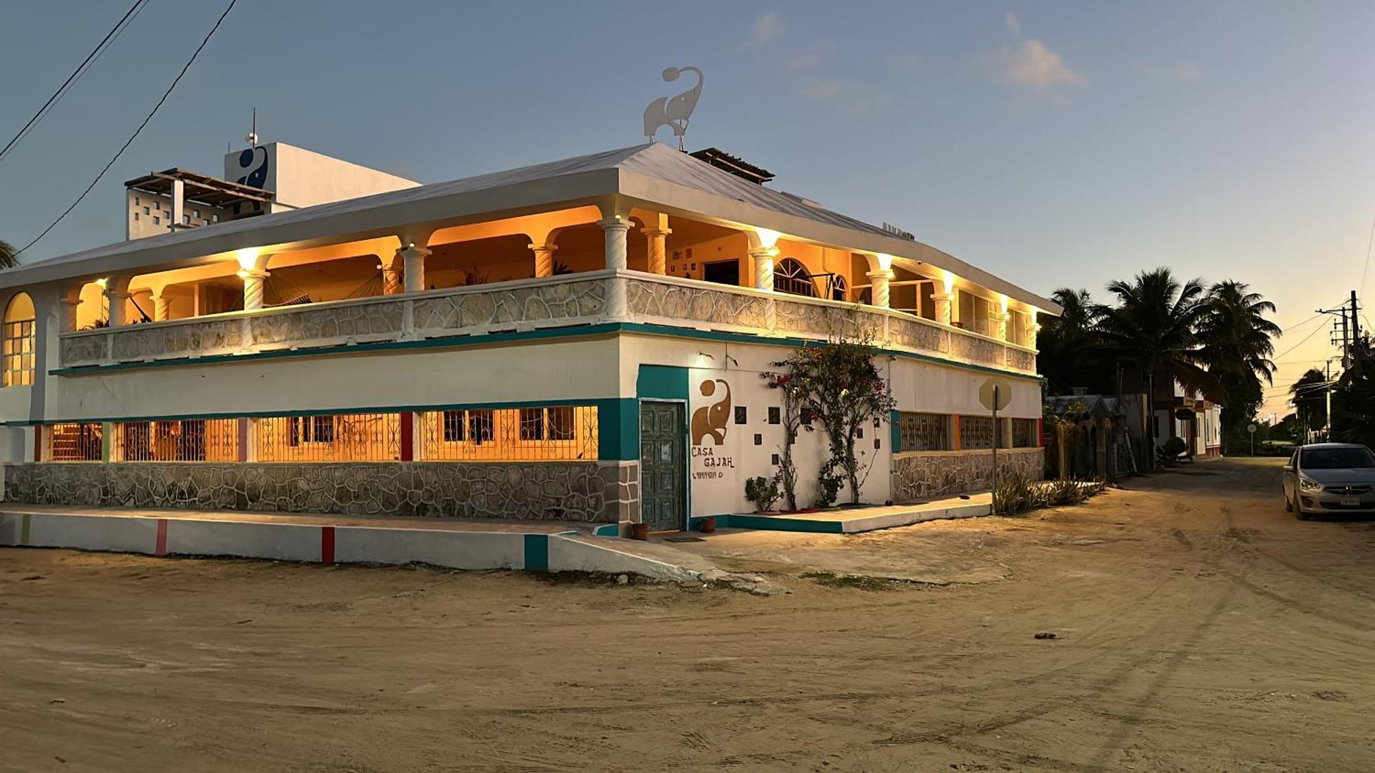 Casa Gajah Hotel Cuyo Eksteriør bilde
