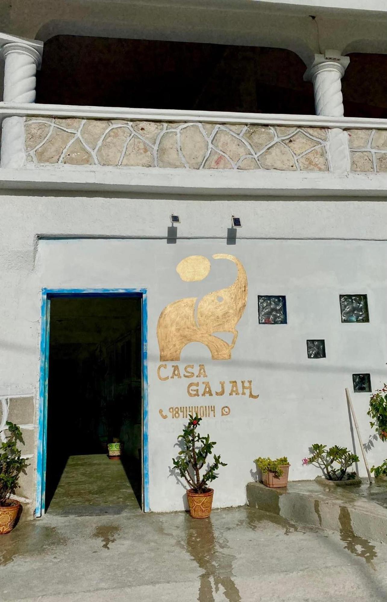 Casa Gajah Hotel Cuyo Eksteriør bilde